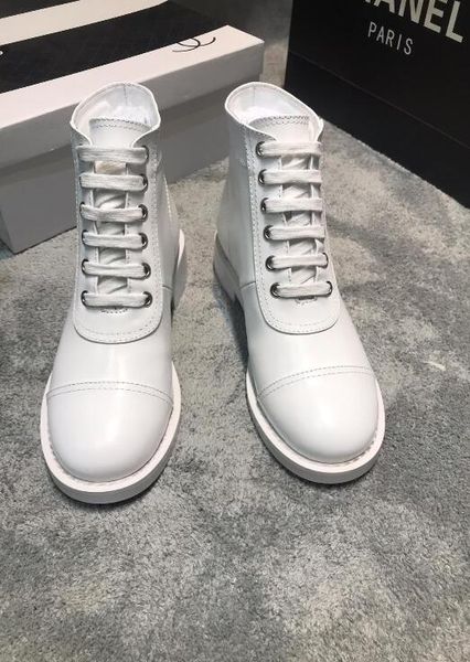 white women's leather shoes men's and women's casual shoes black gold red fashion comfortable flat shoes size 35-46 0105
white women's leather shoes men's and women's casual shoes black gold red fashion comfortable flat shoes size 35-46 0105
