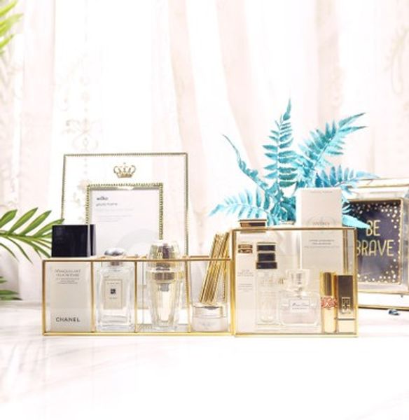 glass makeup organizer bathroom cosmetic organizer with golden covered edge pencil box perfume make up tools lipstick
glass makeup organizer bathroom cosmetic organizer with golden covered edge pencil box perfume make up tools lipstick