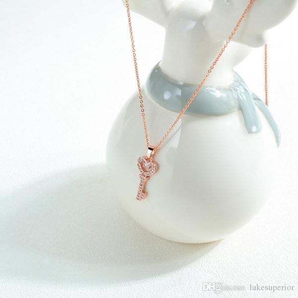 18k позолоченный rhinestone ключ ожерелье женщин ключ ключицы цепи ожерелье подарок для любви gilfriend, Silver
18k позолоченный rhinestone ключ ожерелье женщин ключ ключицы цепи ожерелье подарок для любви gilfriend, Silver