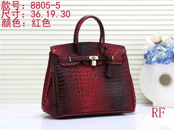 2019 styles Handbag Famous Designer Brand Name Fashion Leather Handbags Women Tote Shoulder Bags Lady Leather Handbags Bags purs 8805-1
2019 styles Handbag Famous Designer Brand Name Fashion Leather Handbags Women Tote Shoulder Bags Lady Leather Handbags Bags purs 8805-1