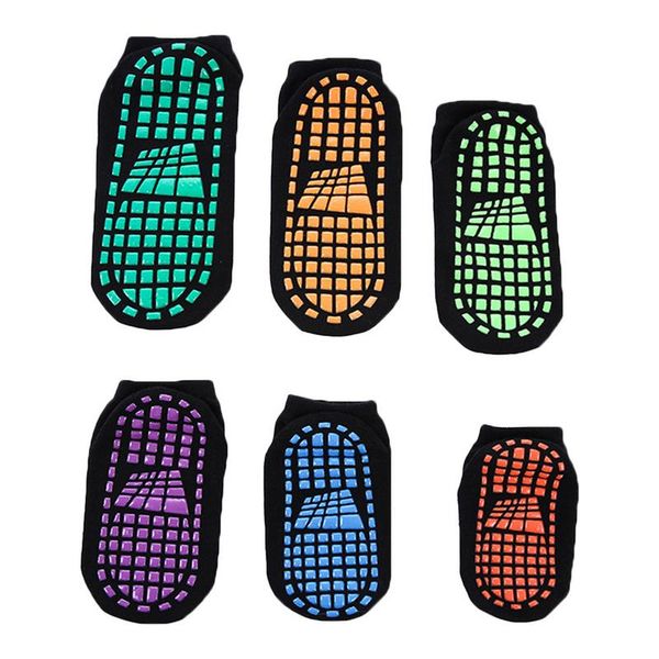 trampoline slip glue floor socks sweat-absorbent pilates socks indoor activities anti-friction yoga, Black
trampoline slip glue floor socks sweat-absorbent pilates socks indoor activities anti-friction yoga, Black