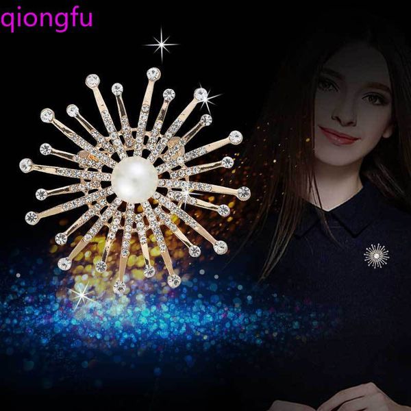 qiongfu korean style new fashion all-match snowflake brooch high-grade pearl brooch pin garment accessory, Gray
qiongfu korean style new fashion all-match snowflake brooch high-grade pearl brooch pin garment accessory, Gray