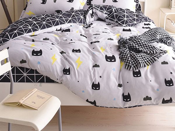 1pcs cartoon kids duvet cover 140*200 bedding quilt cover single double queen king customized 200*200cm
1pcs cartoon kids duvet cover 140*200 bedding quilt cover single double queen king customized 200*200cm