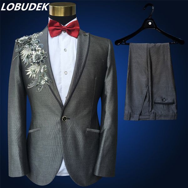 men's gray sequins crystals suits fashion slim tuxedo blazers pants 2 pieces nightclub stage host singer chorus performance suit, White;black
men's gray sequins crystals suits fashion slim tuxedo blazers pants 2 pieces nightclub stage host singer chorus performance suit, White;black
