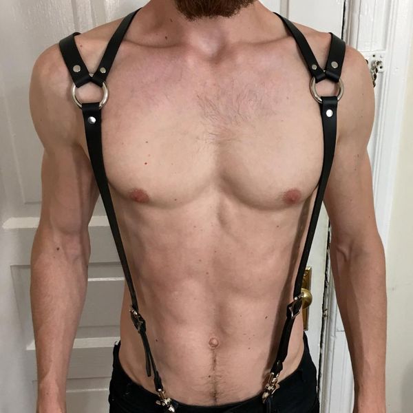 2019 leather harness men bondage belt gay game outfit adjustable chest crop suspender male garter costume exotic tanks, Red;black
2019 leather harness men bondage belt gay game outfit adjustable chest crop suspender male garter costume exotic tanks, Red;black