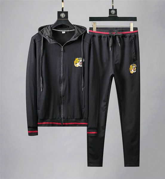 2020 brand designer mens womens tracksuits for spring jogging suits printed sweatshirt slim fit tracksuits sport tracksuits clothing+pants, Gray
2020 brand designer mens womens tracksuits for spring jogging suits printed sweatshirt slim fit tracksuits sport tracksuits clothing+pants, Gray