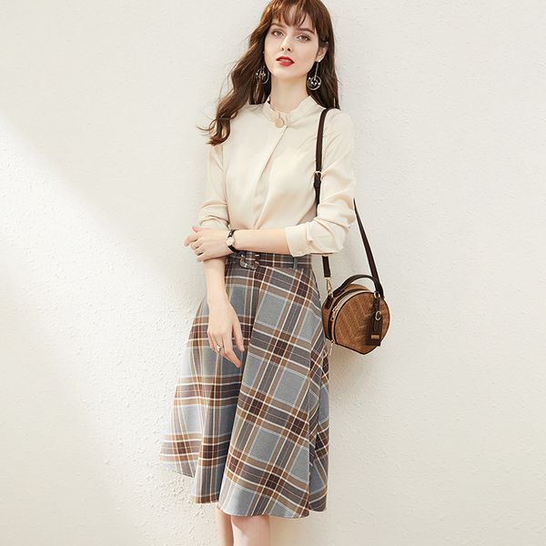 shirt skirt two-piece suit 2020 spring new french retro elegant shirt dress high waist was thin stitching suit, White
shirt skirt two-piece suit 2020 spring new french retro elegant shirt dress high waist was thin stitching suit, White