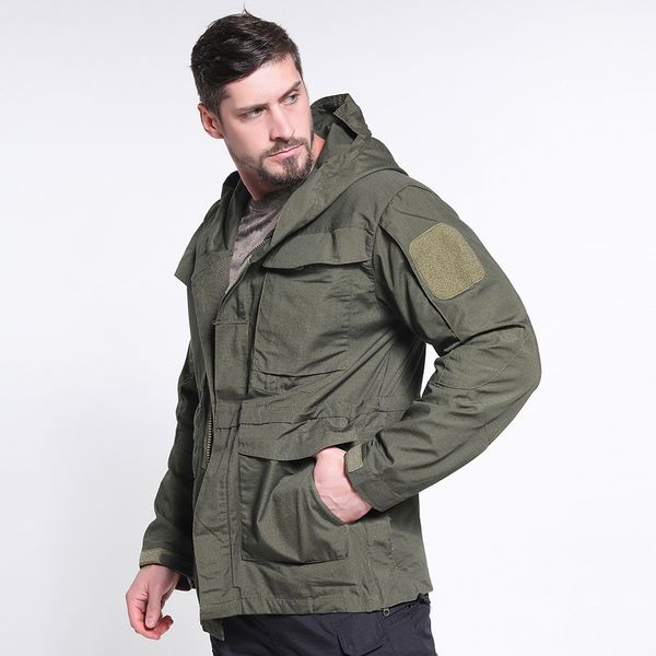 sportswear clothing mid-length tactical trench coat outdoor men's trench coat field jacket, Black;red
sportswear clothing mid-length tactical trench coat outdoor men's trench coat field jacket, Black;red