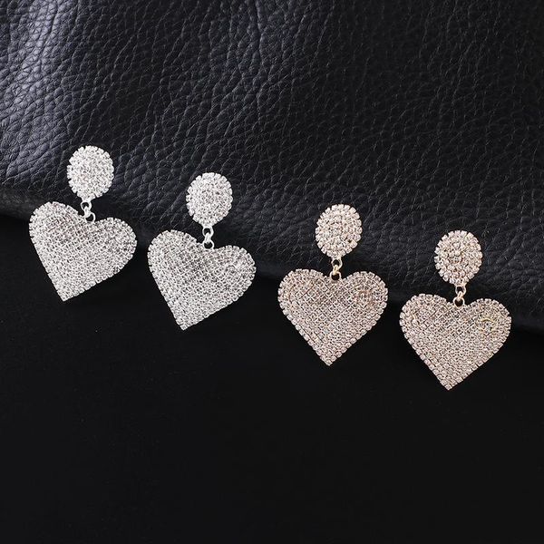 dangle & chandelier full crystal heart lovely earrings for women shiny rhinestone silver earring party wedding fashion jewelry gifts e671
dangle & chandelier full crystal heart lovely earrings for women shiny rhinestone silver earring party wedding fashion jewelry gifts e671
