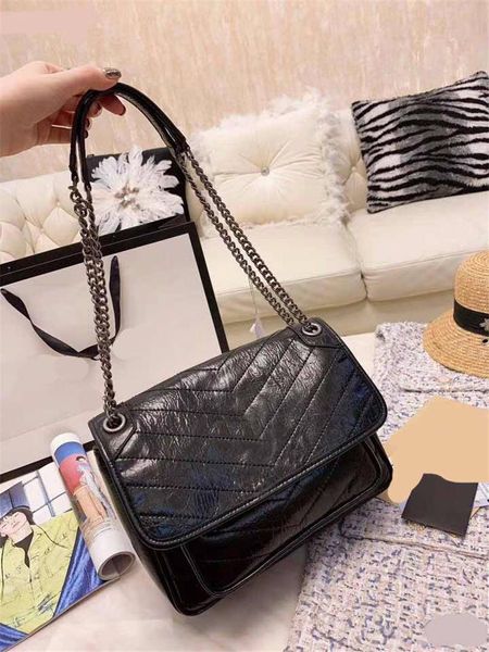 oil wax skin fold pack designer luxury handbags purses women fashion classic chain bag shoulder bag gift box
oil wax skin fold pack designer luxury handbags purses women fashion classic chain bag shoulder bag gift box