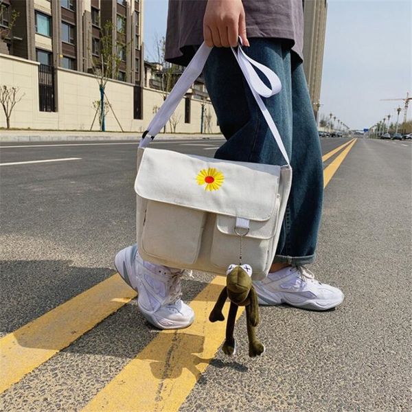 embroidery chrysanthemum canvas crossbody bag for women 2020 girl soft messenger shoulder bags handbag student campus clutch
embroidery chrysanthemum canvas crossbody bag for women 2020 girl soft messenger shoulder bags handbag student campus clutch