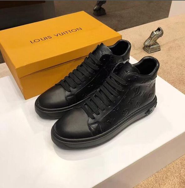 2019 men's and women's fashion leisure slippers, men's and women's general outdoor sports shoes high-shoes #7792, Black
2019 men's and women's fashion leisure slippers, men's and women's general outdoor sports shoes high-shoes #7792, Black