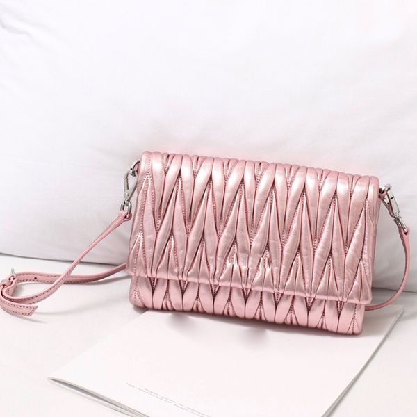 crossbody shoulder bags women plain houndstooth letter sweet flap bag sheepskin adjustable detachable leather shoulder strap
crossbody shoulder bags women plain houndstooth letter sweet flap bag sheepskin adjustable detachable leather shoulder strap