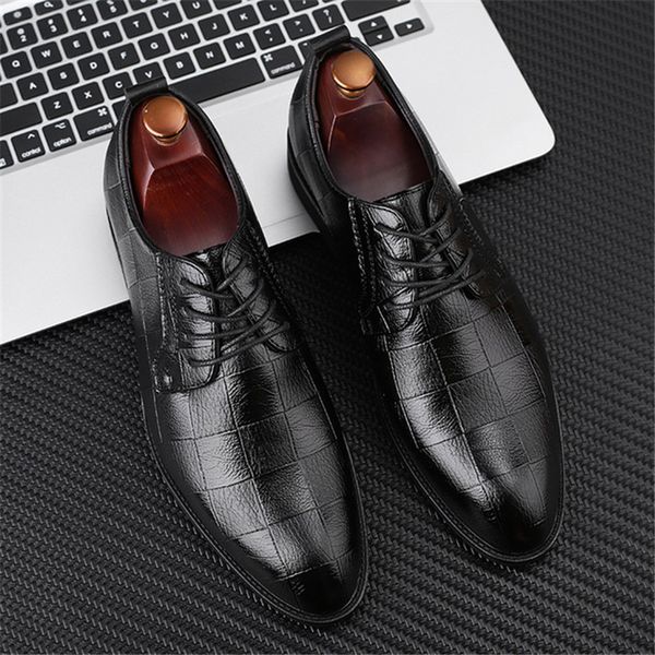 2019 leather men brogues shoes lace-up bullock business dress men oxfords shoes male formal shoes zapatos de homb, Black
2019 leather men brogues shoes lace-up bullock business dress men oxfords shoes male formal shoes zapatos de homb, Black
