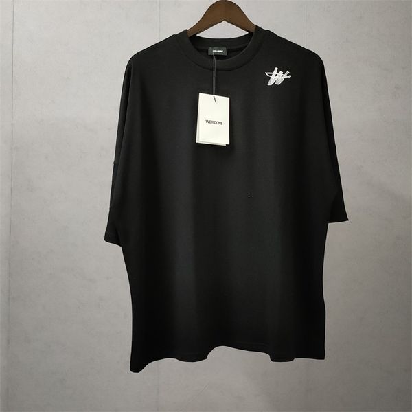 20ss street style summer new w letters printed short-sleeved solid color simple loose casual cotton men and women designer t-shirts fashion, White;black 
20ss street style summer new w letters printed short-sleeved solid color simple loose casual cotton men and women designer t-shirts fashion, White;black