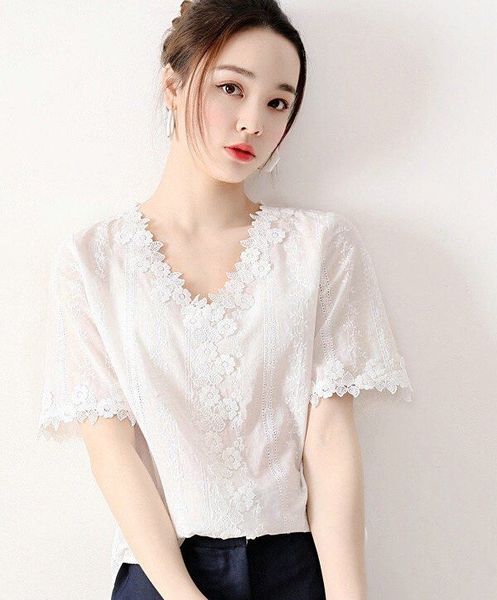 2020 summer new xiaozhongchao brand temperament women's small fresh embroidery lace lace short sleeve cotton shirt heavy embroidery, White
2020 summer new xiaozhongchao brand temperament women's small fresh embroidery lace lace short sleeve cotton shirt heavy embroidery, White