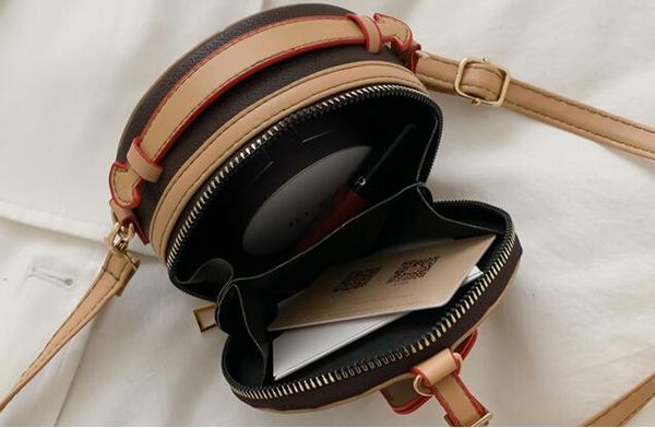 luxury designer purses handbags women mini shoulder bags small round crossbody bag girl joker bags
luxury designer purses handbags women mini shoulder bags small round crossbody bag girl joker bags
