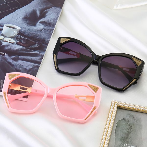 pamasen unregular design sun glasses female grandient european and america style sunglasses for women anti-glare glasses uv400, White;black
pamasen unregular design sun glasses female grandient european and america style sunglasses for women anti-glare glasses uv400, White;black