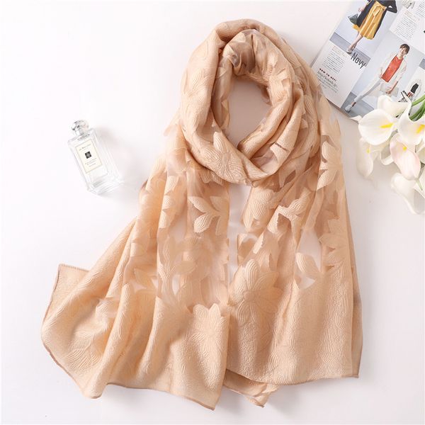 2018 fashion women scarf summer silk scarves for lady shawls and warps winter beach stoles hijabs foulard
2018 fashion women scarf summer silk scarves for lady shawls and warps winter beach stoles hijabs foulard