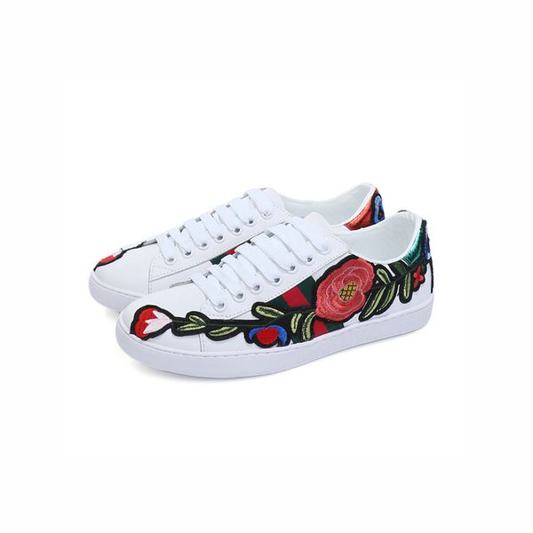 fashion spring soft female leisure black flat designer sneakers red bottom low cut spikes flats shoes for men women white flower
fashion spring soft female leisure black flat designer sneakers red bottom low cut spikes flats shoes for men women white flower