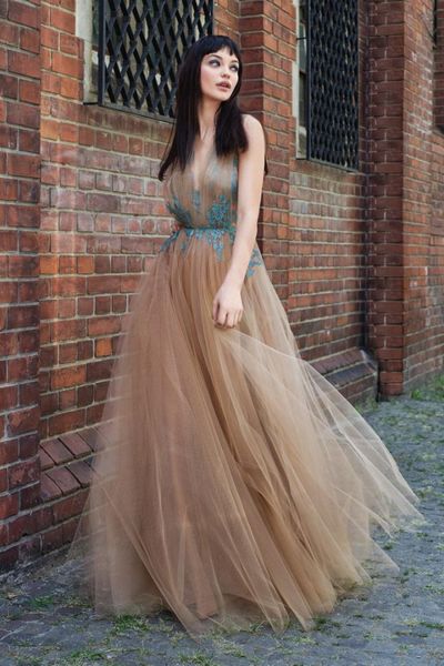 light brown prom dresses long 2019 teens plus size lace evening dress party gowns with blue lace appliques vestido de festa, White;black
light brown prom dresses long 2019 teens plus size lace evening dress party gowns with blue lace appliques vestido de festa, White;black