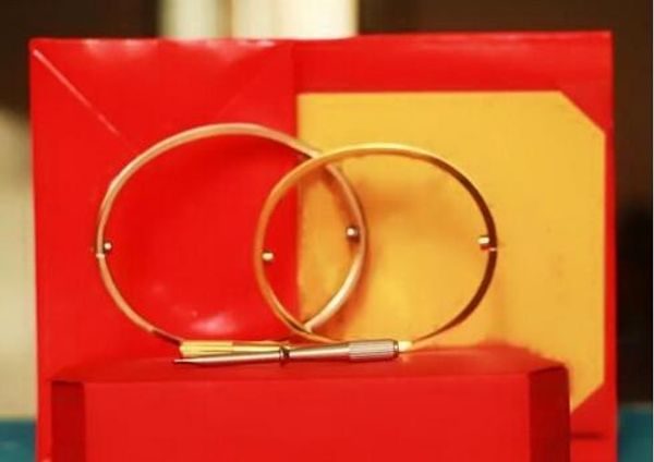 New teel bracelet ilver ro e gold bangle women men bracelet with box a gift 8689, Black
New teel bracelet ilver ro e gold bangle women men bracelet with box a gift 8689, Black