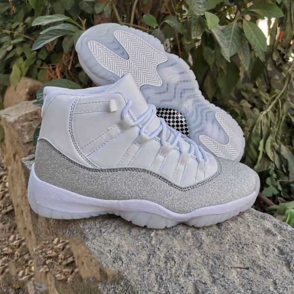 new 11 wmns metallic silver concord 45 11s platinum tint men basketball shoes bred space jam cap and gown womens jumpman sports sneakers
new 11 wmns metallic silver concord 45 11s platinum tint men basketball shoes bred space jam cap and gown womens jumpman sports sneakers