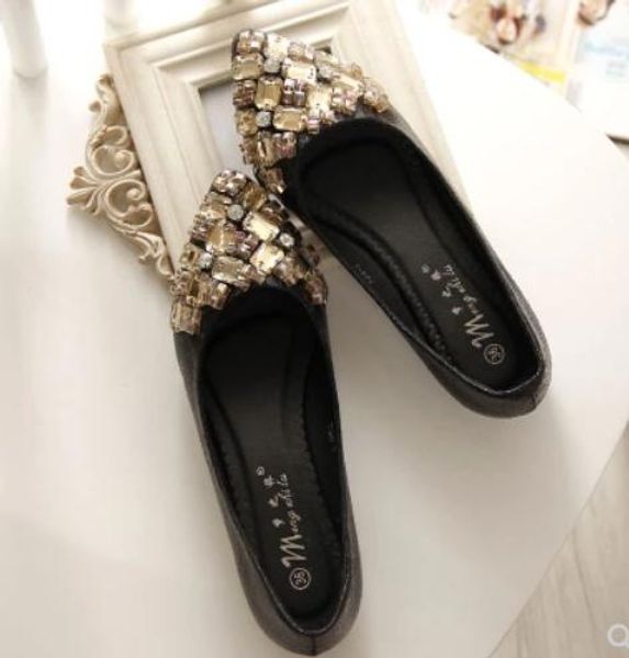 2019 water drill women's shoes in spring and autumn with new style flat bottom pointed end, Black
2019 water drill women's shoes in spring and autumn with new style flat bottom pointed end, Black