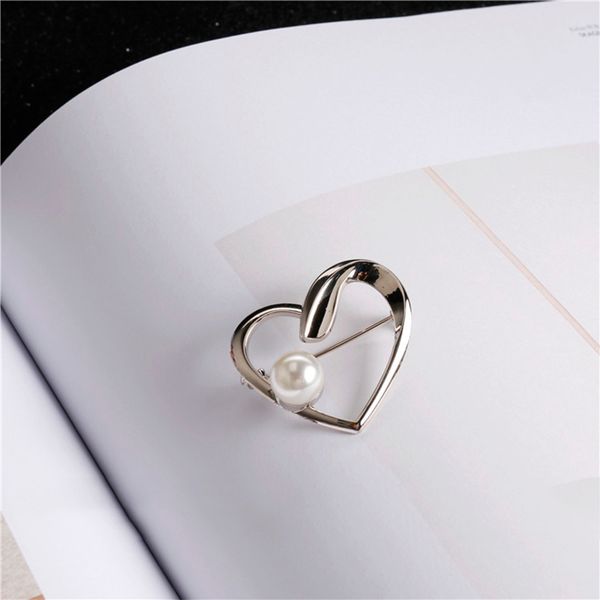 pearl geometry brooches for women korean fashion accessories simple pearl brooch for wedding party, Gray
pearl geometry brooches for women korean fashion accessories simple pearl brooch for wedding party, Gray