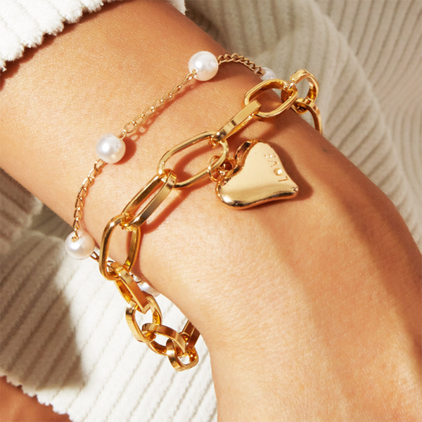 love heart thick chain pendant bracelet double layered imitation pearls bracelet for women charm gold color party femme, Black
love heart thick chain pendant bracelet double layered imitation pearls bracelet for women charm gold color party femme, Black