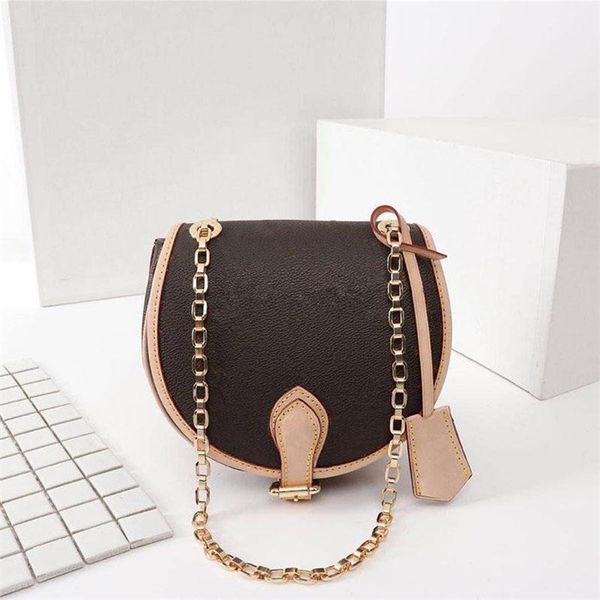 latest luxury vintage leather saddle bag fashion womans designer bag alphabet pattern canvas crossbody bag mini clutch wallet h
latest luxury vintage leather saddle bag fashion womans designer bag alphabet pattern canvas crossbody bag mini clutch wallet h