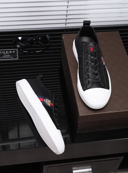 new style high-end luxury men's casual sports jogging shoes fashion design brand platform leather upper tiger head pattern jtd, Black
new style high-end luxury men's casual sports jogging shoes fashion design brand platform leather upper tiger head pattern jtd, Black