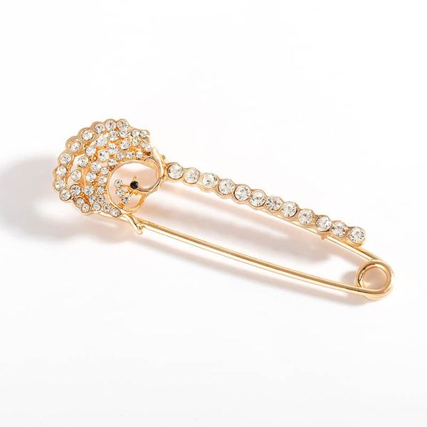 brooch designer brooches jewelry fashion crystal pins brooches flower silk buckle and brooch two use model no. ne1127, Gray
brooch designer brooches jewelry fashion crystal pins brooches flower silk buckle and brooch two use model no. ne1127, Gray