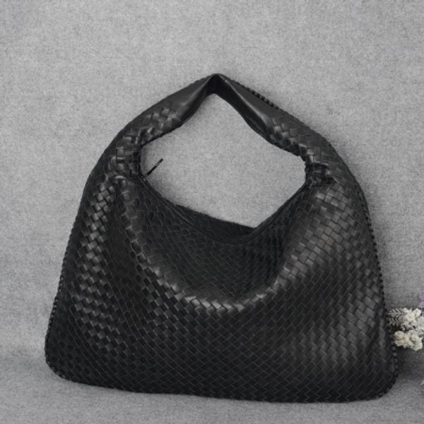 2020 new fashion ladies handbags luxury sheepskin hand woven women bags brand design women shoulder bag tote for female
2020 new fashion ladies handbags luxury sheepskin hand woven women bags brand design women shoulder bag tote for female