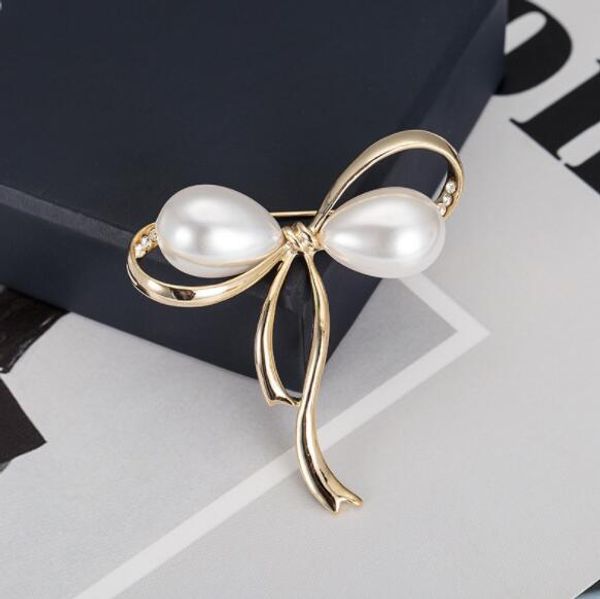 оптовая pearl bowknot брошь штыри корсаж золото серебро покрыло шарф clips девушки женщин костюм аксессуары ювелирные изделия, Gray
оптовая pearl bowknot брошь штыри корсаж золото серебро покрыло шарф clips девушки женщин костюм аксессуары ювелирные изделия, Gray
