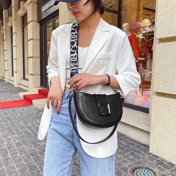 fashion solid color crossbody bags for women 2020 pu leather lady simple shoulder handbags female travel cross body bag
fashion solid color crossbody bags for women 2020 pu leather lady simple shoulder handbags female travel cross body bag