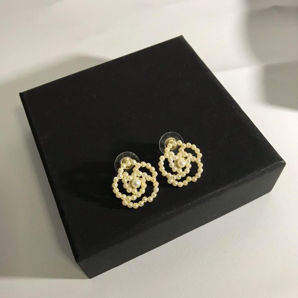 explosion classic camellia full pearl designer earrings luxury designer jewelry women earrings, Golden
explosion classic camellia full pearl designer earrings luxury designer jewelry women earrings, Golden