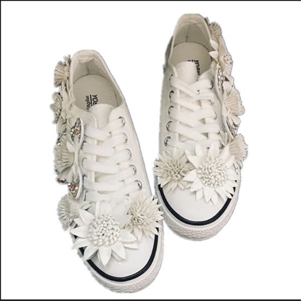 fashion new handmade super fairy butterfly flowers wild lady cute casual flat white shoes canvas shoes, Black
fashion new handmade super fairy butterfly flowers wild lady cute casual flat white shoes canvas shoes, Black