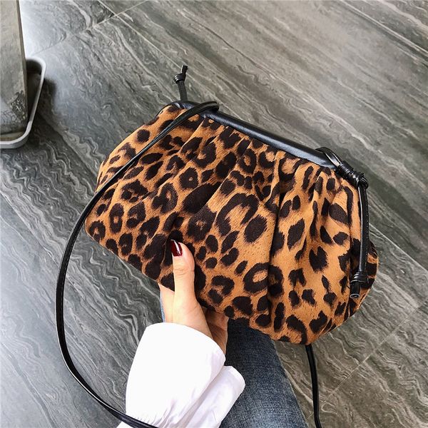 women's leopard shoulder bag fashion plush crossbody bags brand design shoulder messenger bag party luxury tote
women's leopard shoulder bag fashion plush crossbody bags brand design shoulder messenger bag party luxury tote