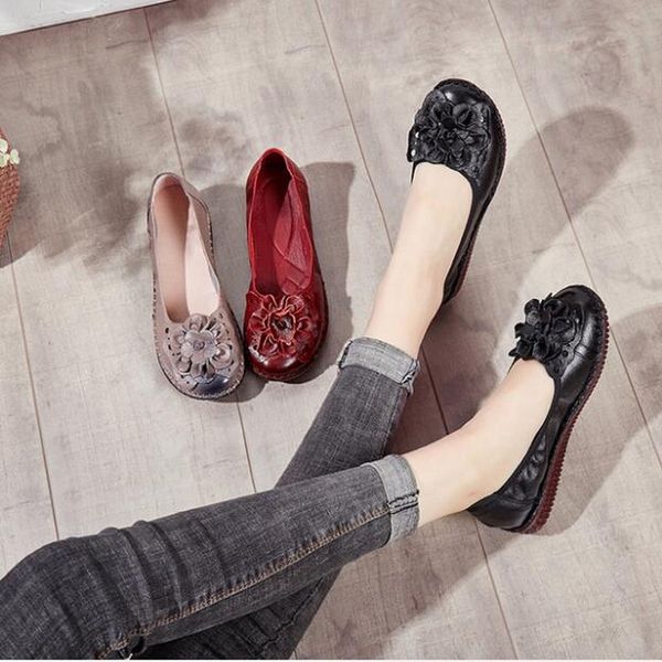 2020 soft genuine leather flat shoes flower round toe soft solid dance shoes platform ladies women loafers zapatos de muje, Black
2020 soft genuine leather flat shoes flower round toe soft solid dance shoes platform ladies women loafers zapatos de muje, Black