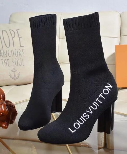 the lastest luxury056 boots womens shoes brand half ankle boot lady designerss genuine leather dress boots casual sneakers sports shoes, Black
the lastest luxury056 boots womens shoes brand half ankle boot lady designerss genuine leather dress boots casual sneakers sports shoes, Black