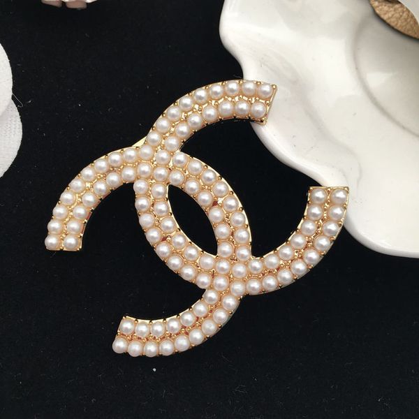 Famou de ign brooche cry tal rhine tone letter brooch pin cor age luxury brooche women fa hion jewelry co tume decoration promotion, Gray
Famou de ign brooche cry tal rhine tone letter brooch pin cor age luxury brooche women fa hion jewelry co tume decoration promotion, Gray
