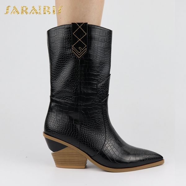 2019 autumn winter plus size 46 retro chunky heel woman mid-calf boots women's shoes western boots shoes women, Black
2019 autumn winter plus size 46 retro chunky heel woman mid-calf boots women's shoes western boots shoes women, Black