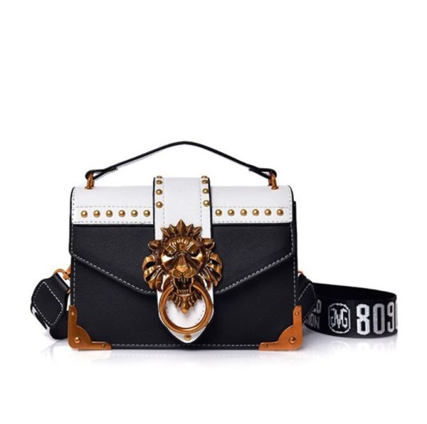 luxury designer shoulder bag metal mini small square pack shoulder bag crossbody package clutch women designer wallet handbags fashion 2
luxury designer shoulder bag metal mini small square pack shoulder bag crossbody package clutch women designer wallet handbags fashion 2