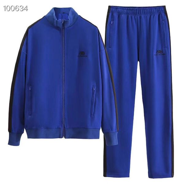 mens fashion tracksuit with letters embroidery women summer sportswear short sleeves pullover jogger pants suits o-neck sportsuit, Gray
mens fashion tracksuit with letters embroidery women summer sportswear short sleeves pullover jogger pants suits o-neck sportsuit, Gray