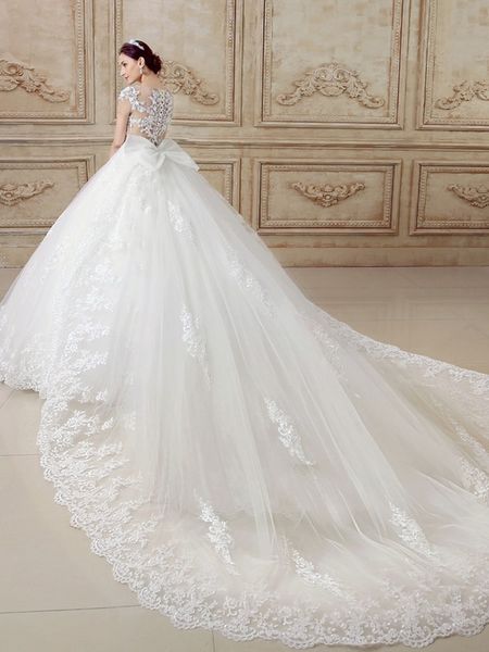 illusion back short sleeve ball gown cathedra wedding dress appliques lace bridal wedding gowns wedding dresses robe de mariee customed, White
illusion back short sleeve ball gown cathedra wedding dress appliques lace bridal wedding gowns wedding dresses robe de mariee customed, White