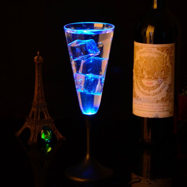 water inductive led cup glowing champagne beer wine glasses drinkware liquid fruit juice mug festival party supplies
water inductive led cup glowing champagne beer wine glasses drinkware liquid fruit juice mug festival party supplies