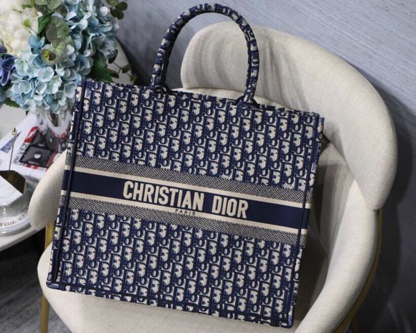 la 05 классический стиль lvvvneverfull натуральная кожа высокое качество роскошный тотализатор клатч плечо хозяйственная сумка
la 05 классический стиль lvvvneverfull натуральная кожа высокое качество роскошный тотализатор клатч плечо хозяйственная сумка