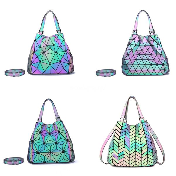 2020 laser bags for women leather handbags luxury handbags women bags designer simple plaid shoulder tote bag sac a main #197
2020 laser bags for women leather handbags luxury handbags women bags designer simple plaid shoulder tote bag sac a main #197