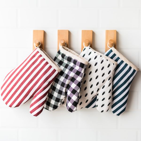 itax-9925 2 thick cotton and linen insulated gloves, heat resistant, high temperature resistant kitchen oven microwave
itax-9925 2 thick cotton and linen insulated gloves, heat resistant, high temperature resistant kitchen oven microwave